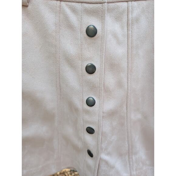 ZARA TRF Snap button up light Pink Faux Suede Mini Skirt Size Large - Picture 2 of 10